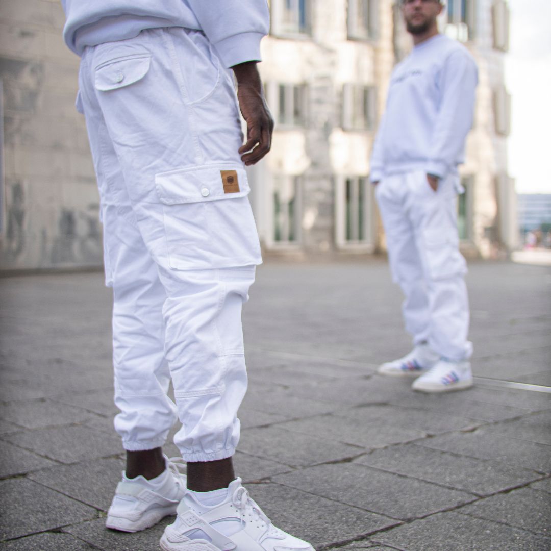 Ghetto Superstar Cargo Pants in Weiss