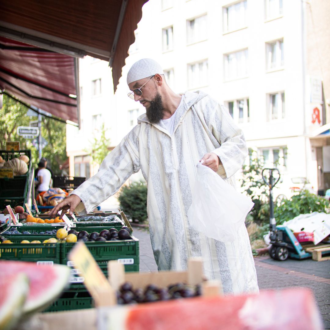 Maghreb Jalabiya - Real recognize Real – Größenvergleich